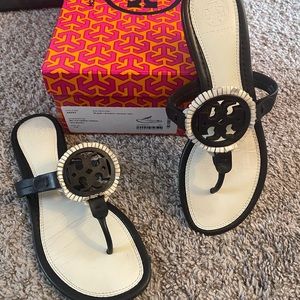 Tory Burch Miller Fringe Sandal Black and White Flip Flop 7.5